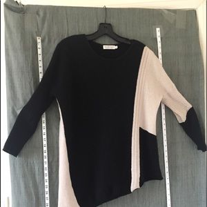 Asymmetrical cashmere “Velvet” Graham and Spencer